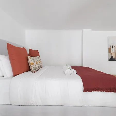 Luxury - Avenue Montaigne