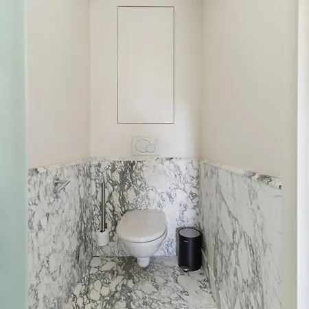 Luxury - Avenue Montaigne * 巴黎