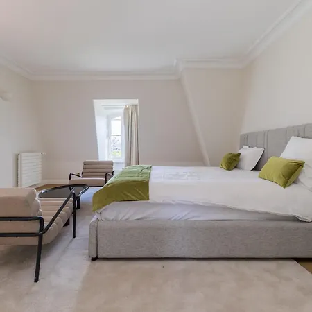 Apartment Luxury - Avenue Montaigne *