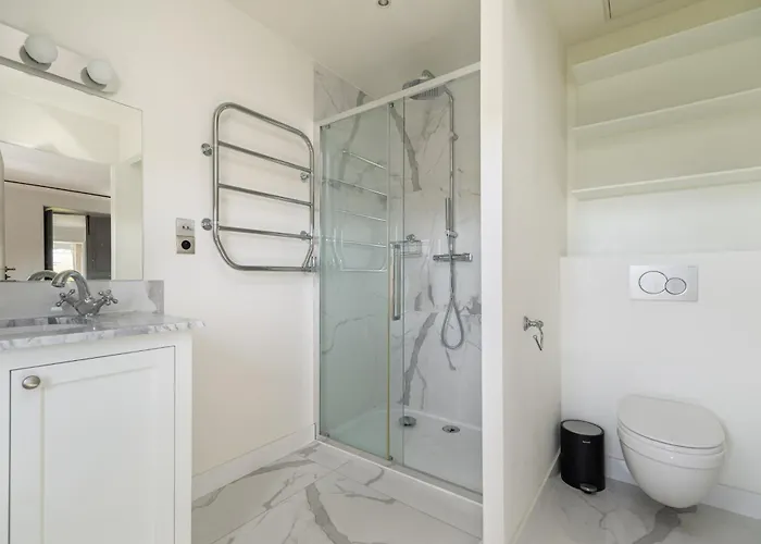 Luxury - Avenue Montaigne *