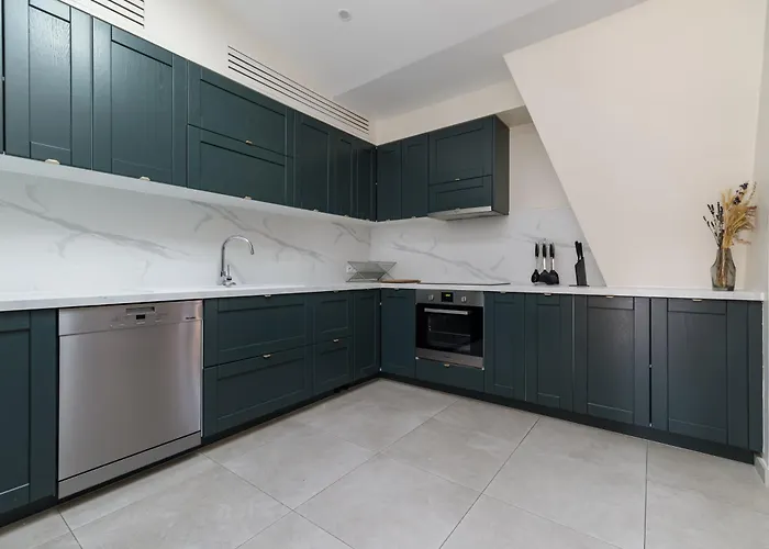 Luxury - Avenue Montaigne * פריז