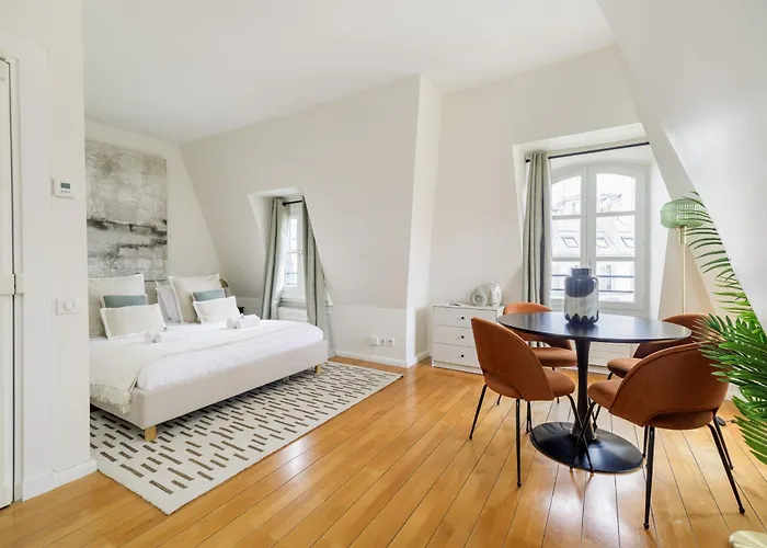 Luxury - Avenue Montaigne דירה פריז